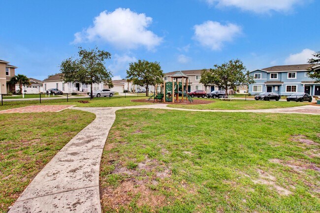 Building Photo - 3343 Liberty Square Way