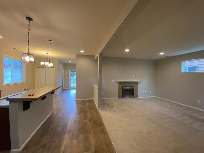 Building Photo - Coming Soon! Beautiful 4BD/2.5BA in West O...