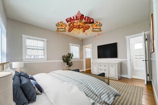 Studio - Living Area - 616 Apartments