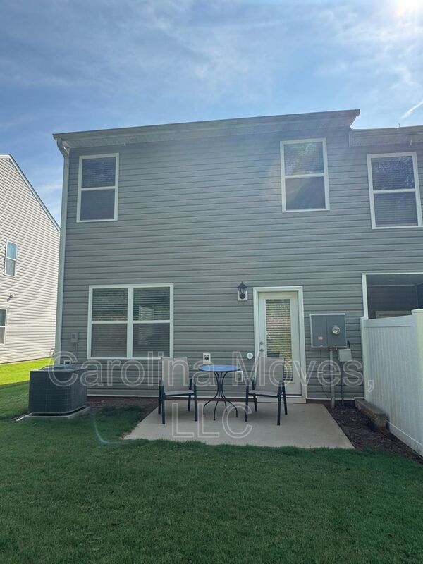 Building Photo - 405 Sea Grit Ct
