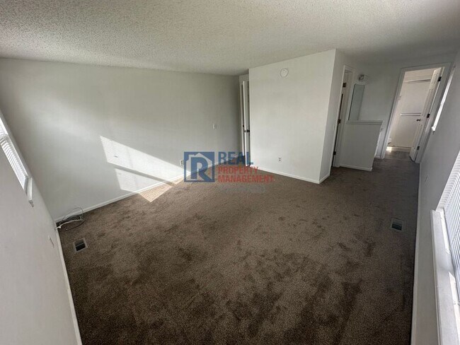 Building Photo - 3528 S Richfield St