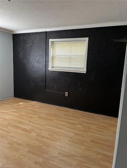 Building Photo - 1047 W Academy St