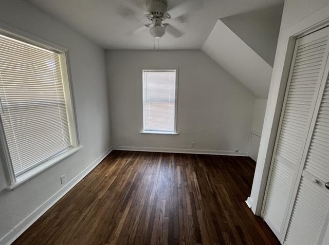Building Photo - 361 College Dr