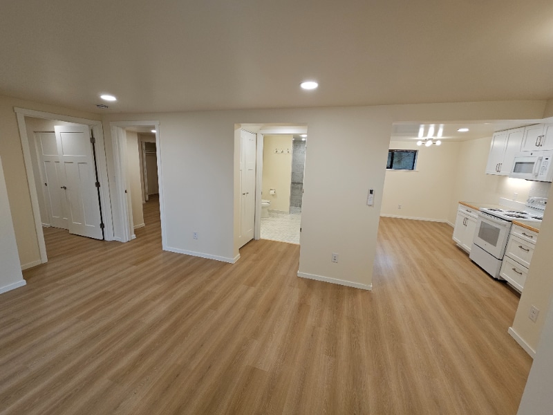 Building Photo - 6311 NE 196th St