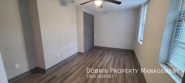 Building Photo - 106 E Clay St