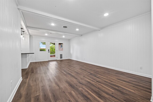 Building Photo - 5830 Yarwell Dr