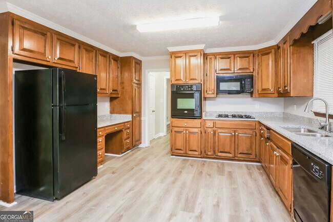 Building Photo - 6449 Laural Bend