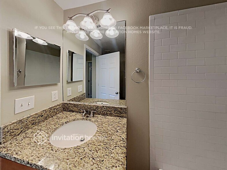 Building Photo - 1309 Key W Ct