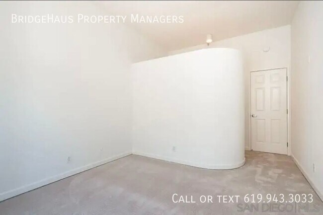 Building Photo - 655 Columbia St