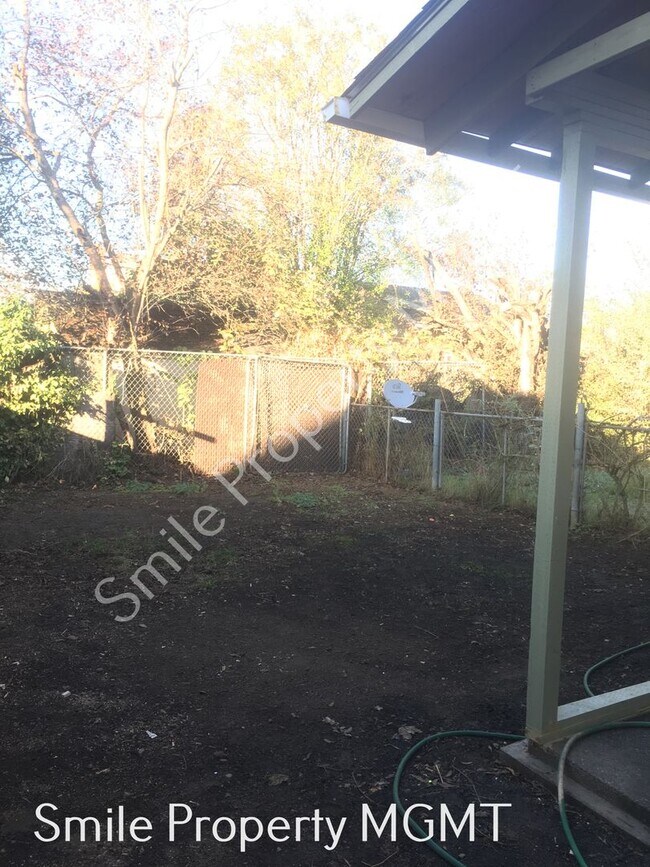 Building Photo - A comfortable home