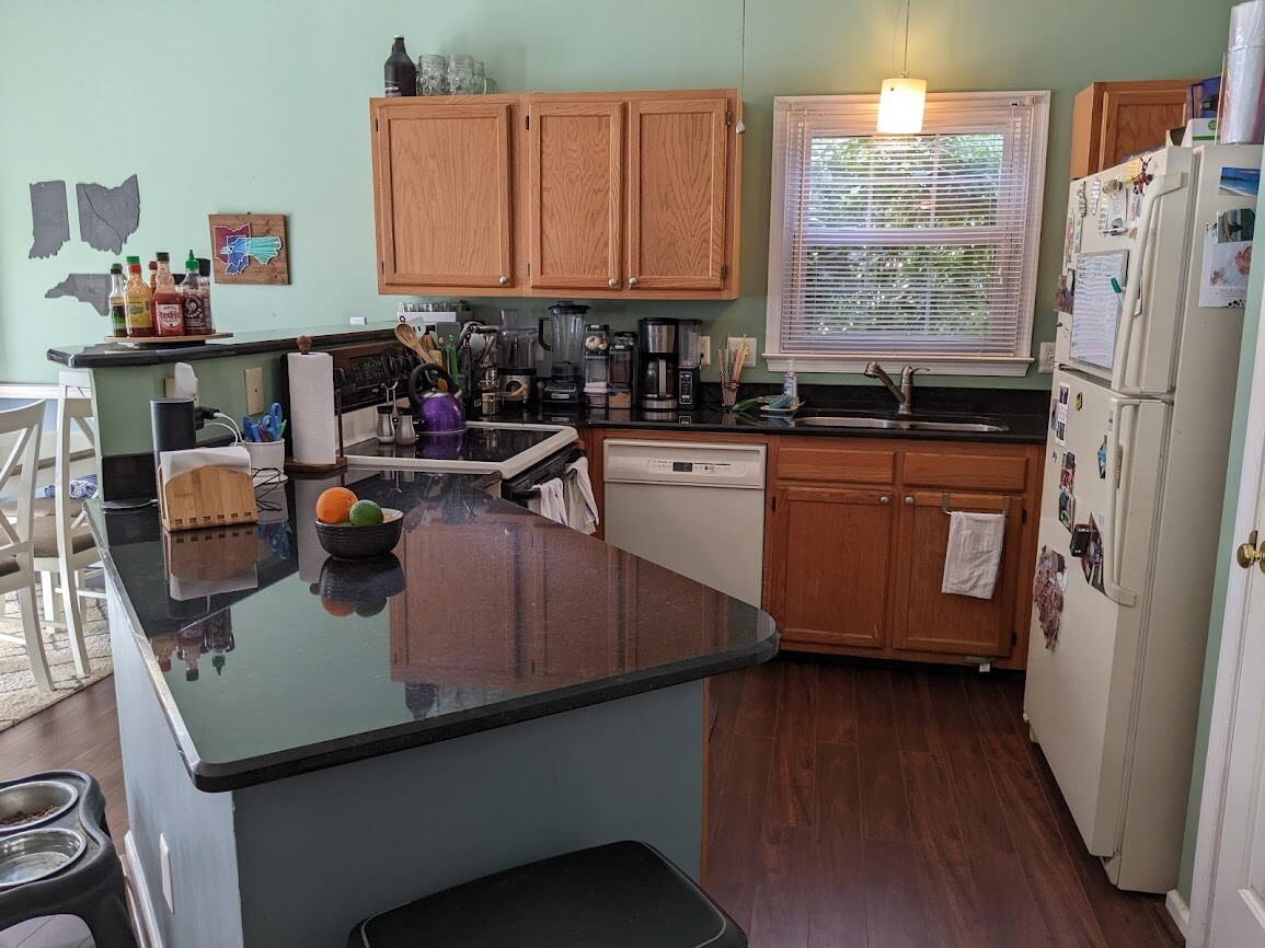Kitchen - 115 Hyacinth Lane