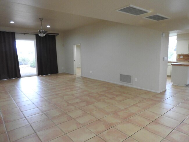 Building Photo - 4111 N 87th Pl