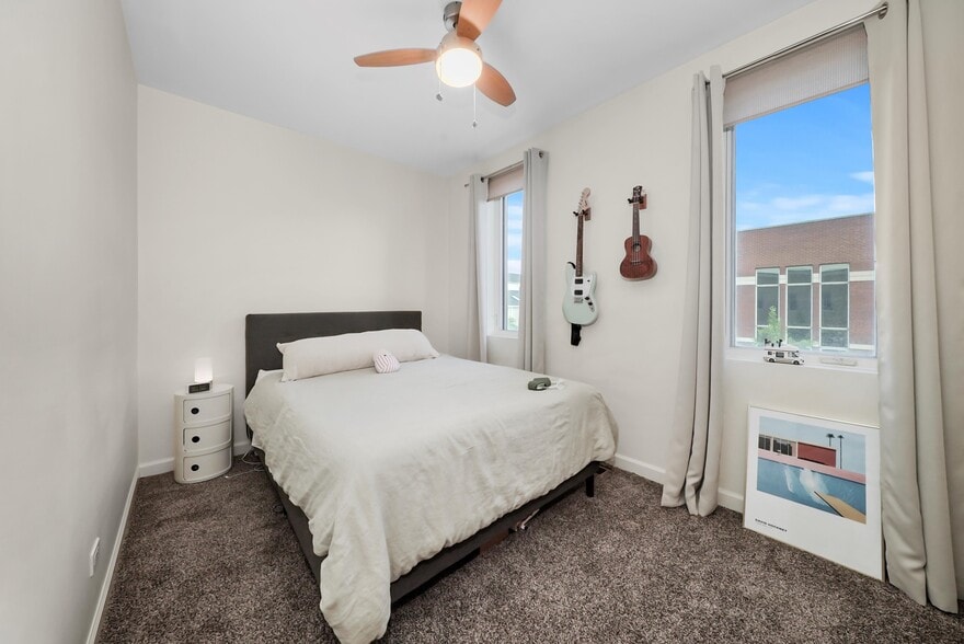 2 Bedroom - 1700 W Ohio St