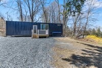 Building Photo - 15 Highland Ave