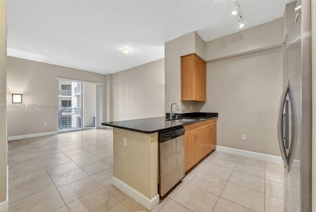 Building Photo - 1830 Radius Dr