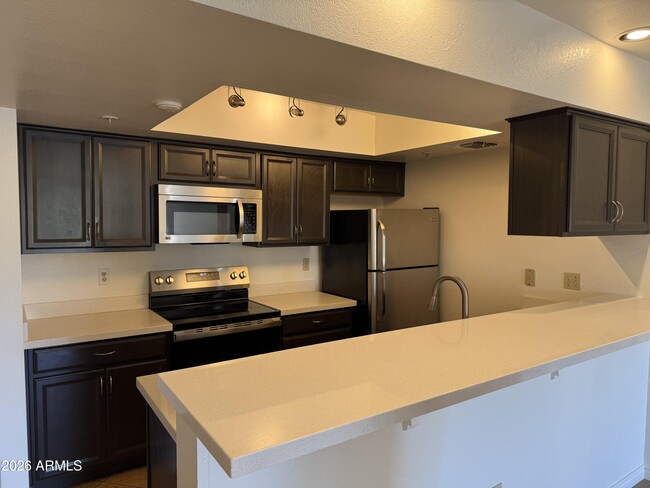 Building Photo - 7777 E Main St