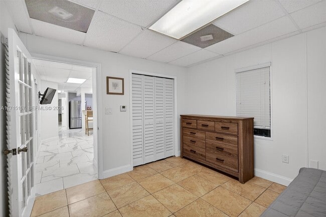 Building Photo - 3640 SW 22nd St