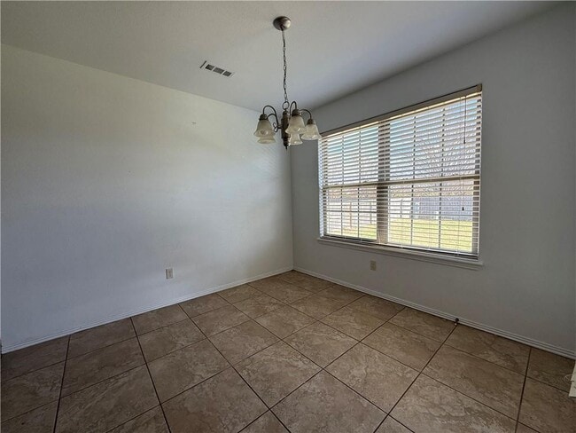 Building Photo - 424 Liem Cir