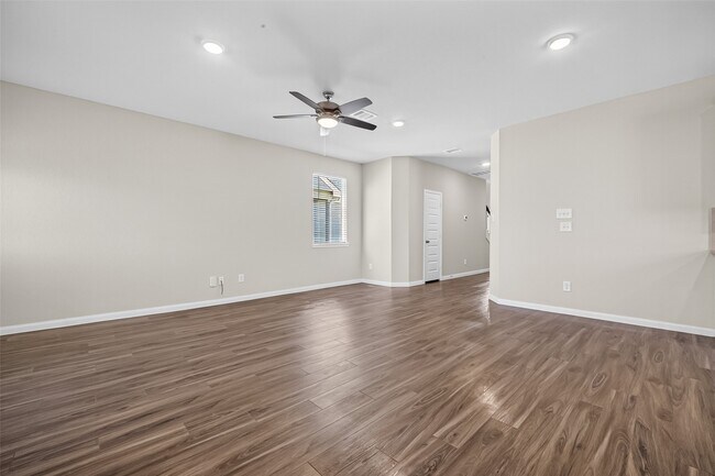 Building Photo - 13758 Goldeye Dr
