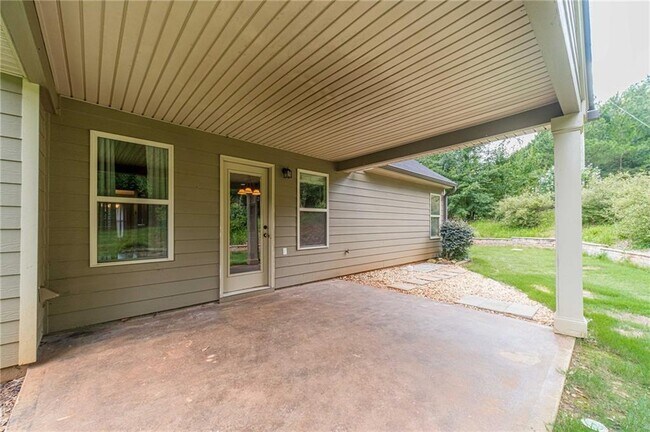 Building Photo - 511 Lena Dr