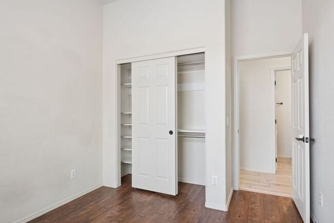 Building Photo - 2763 N Raven