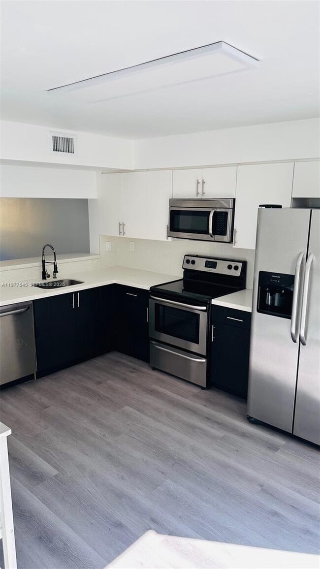 Building Photo - 8240 SW 149th Ct