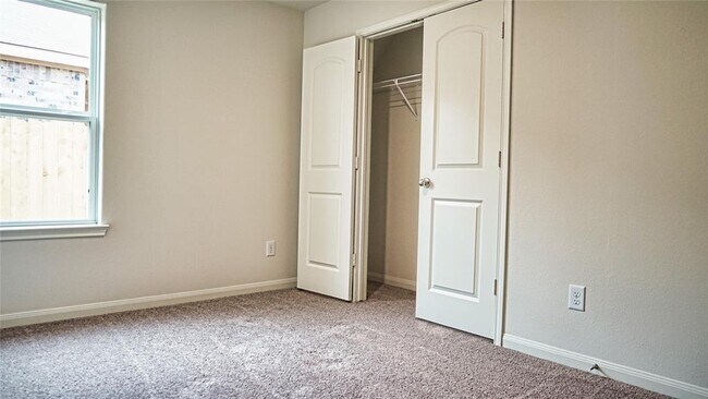 Building Photo - 7922 Vacek Meadows Loop