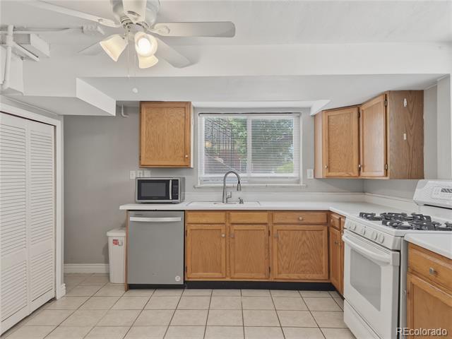 Building Photo - 2936 W 42nd Ave