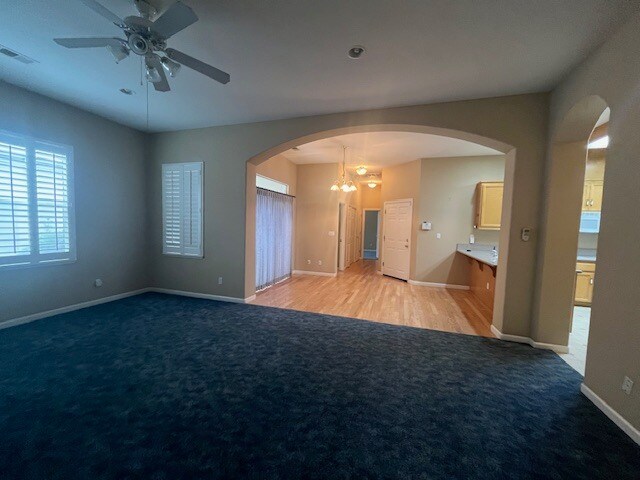 Building Photo - 427 Sea Cove Dr