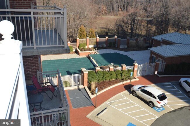 Building Photo - 4490 Market Commons Dr