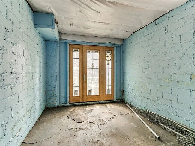 Building Photo - Charming 2-Bedroom Home minutes from everything!