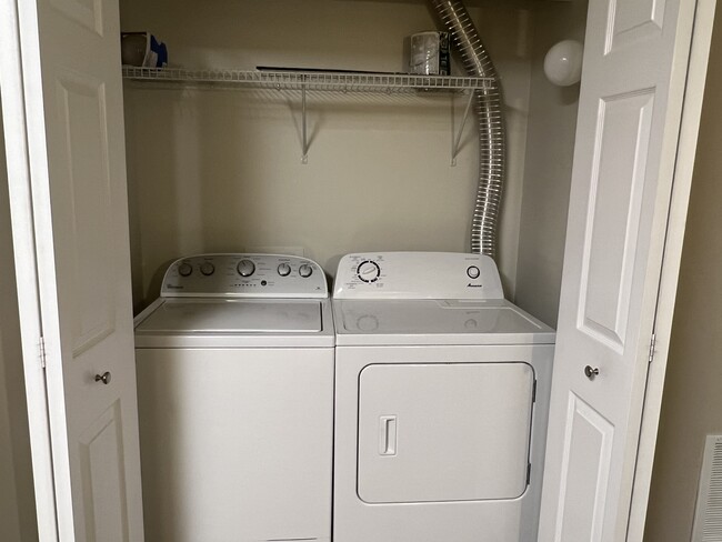 In-unit washer and dryer - 643 E 46th St