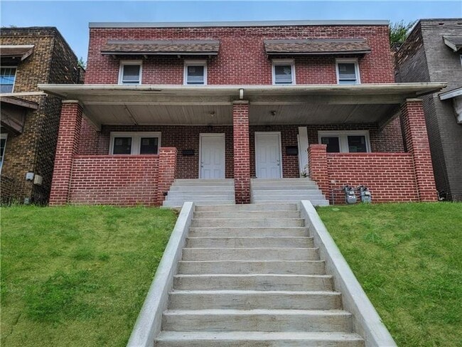 Primary Photo - 518 5th Ave