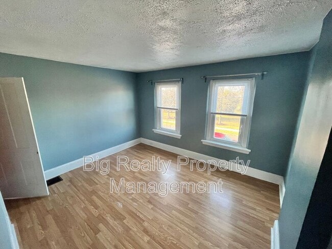 Building Photo - 433 Beaver St