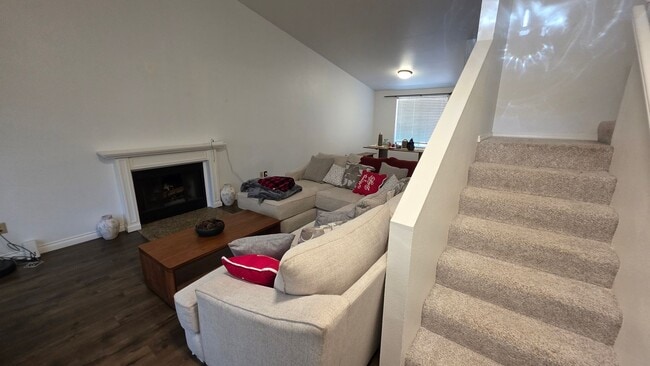 Building Photo - Heart of Puyallup Stunner; a Must See!