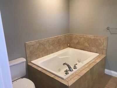 Building Photo - 125 Tabatha St