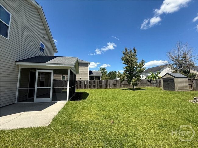 Building Photo - 426 Lions Den Dr