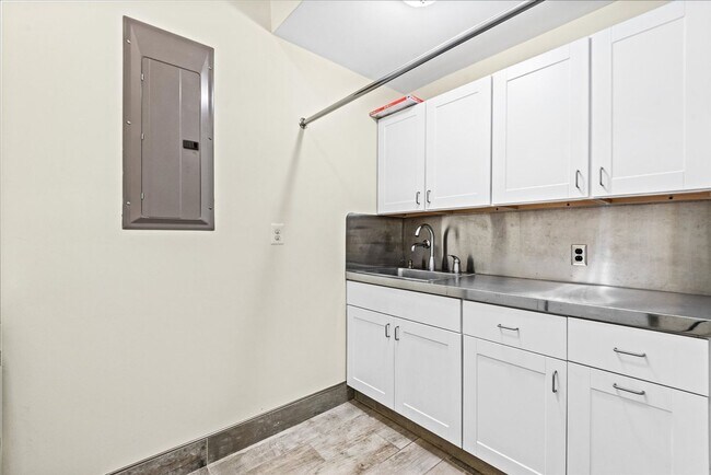 Building Photo - 2 Bedroom 3 Bath is Stafford, VA