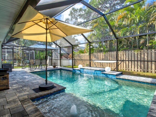 Building Photo - 5884 Milton Ave