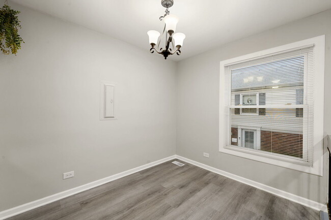 Building Photo - 602 Bryn Mawr Ct