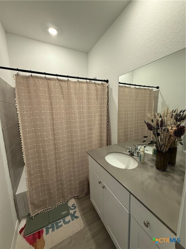 Building Photo - 12915 Sage