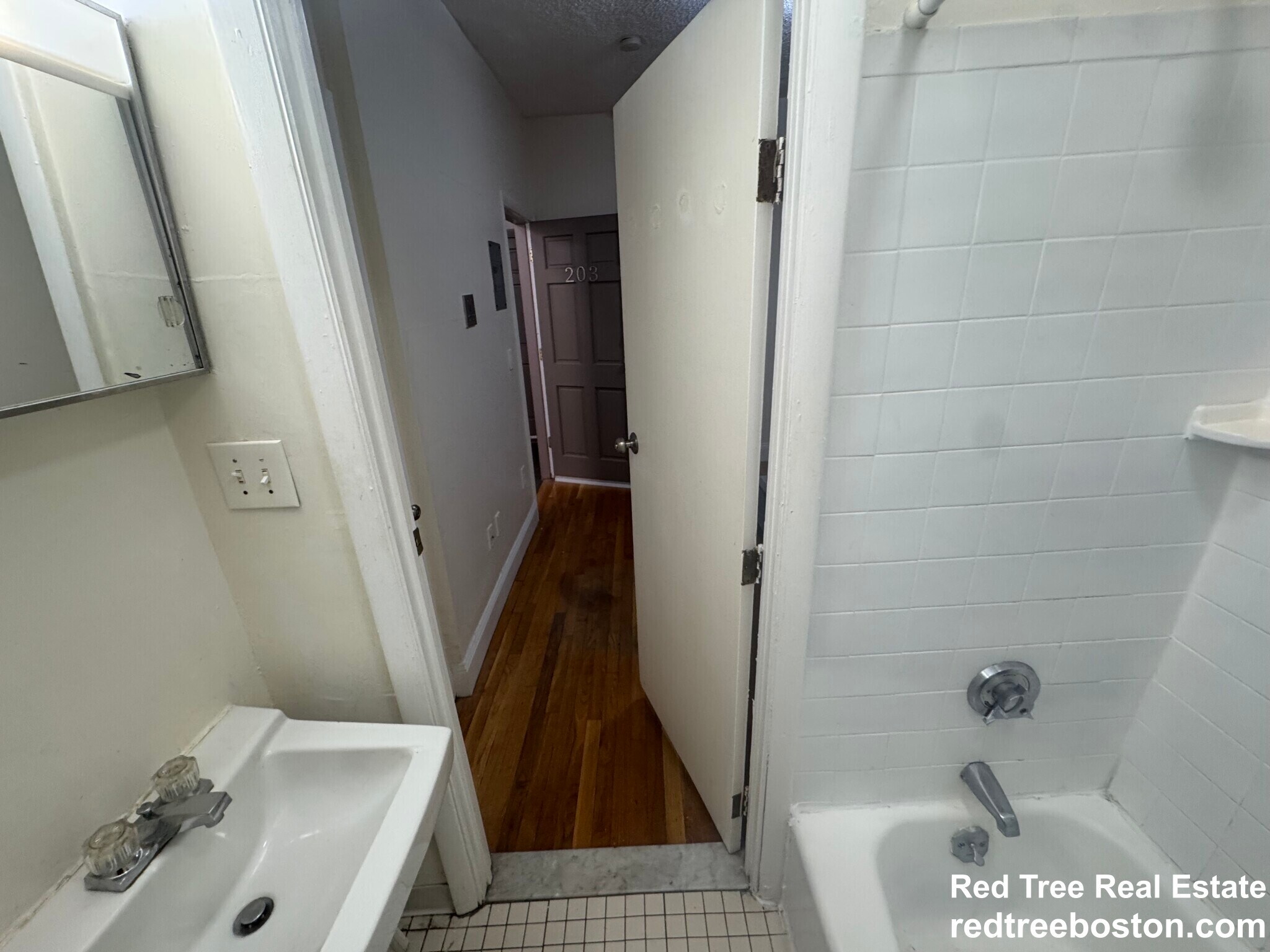 Building Photo - 51 S Huntington Ave