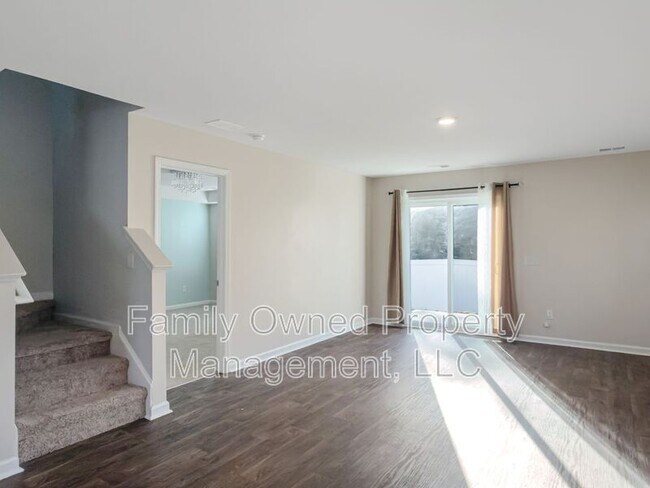 Building Photo - 193 Rosefield Ct