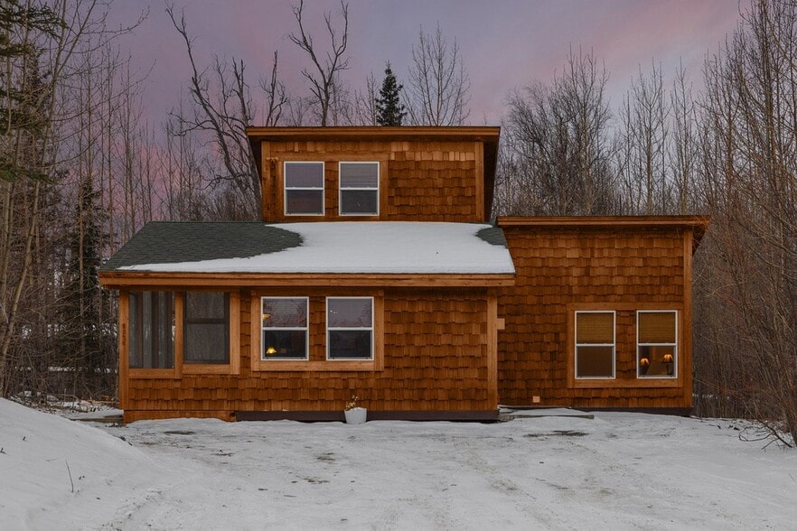 Building Photo - 2330 N Cotswald Cir