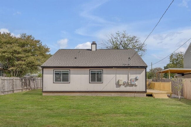 Building Photo - 2104 Andover Dr