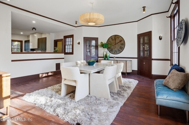 Building Photo - 2979 St Johns Ave