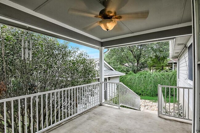 Building Photo - 4811 Mather