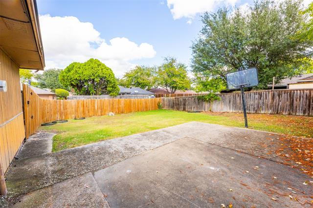 Building Photo - 1017 Bass Dr