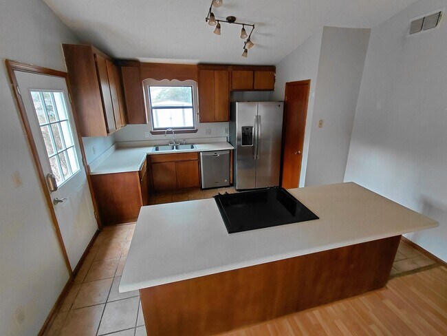 Building Photo - 6700 Apollo Trail