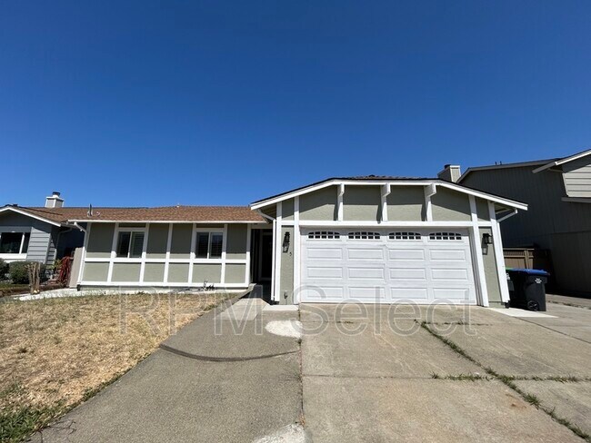 Primary Photo - 825 Osprey Way